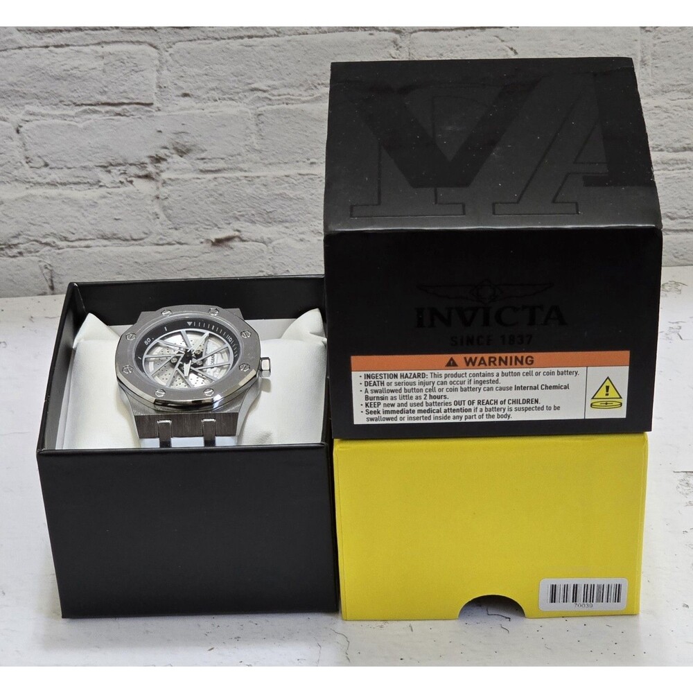Invicta Speedway Rim Men's Watch 42mm White Silver 70039 Brand New - Picture 2 of 7